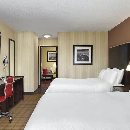 Four Points By Sheraton Hotel & Suites Calgary West-3
